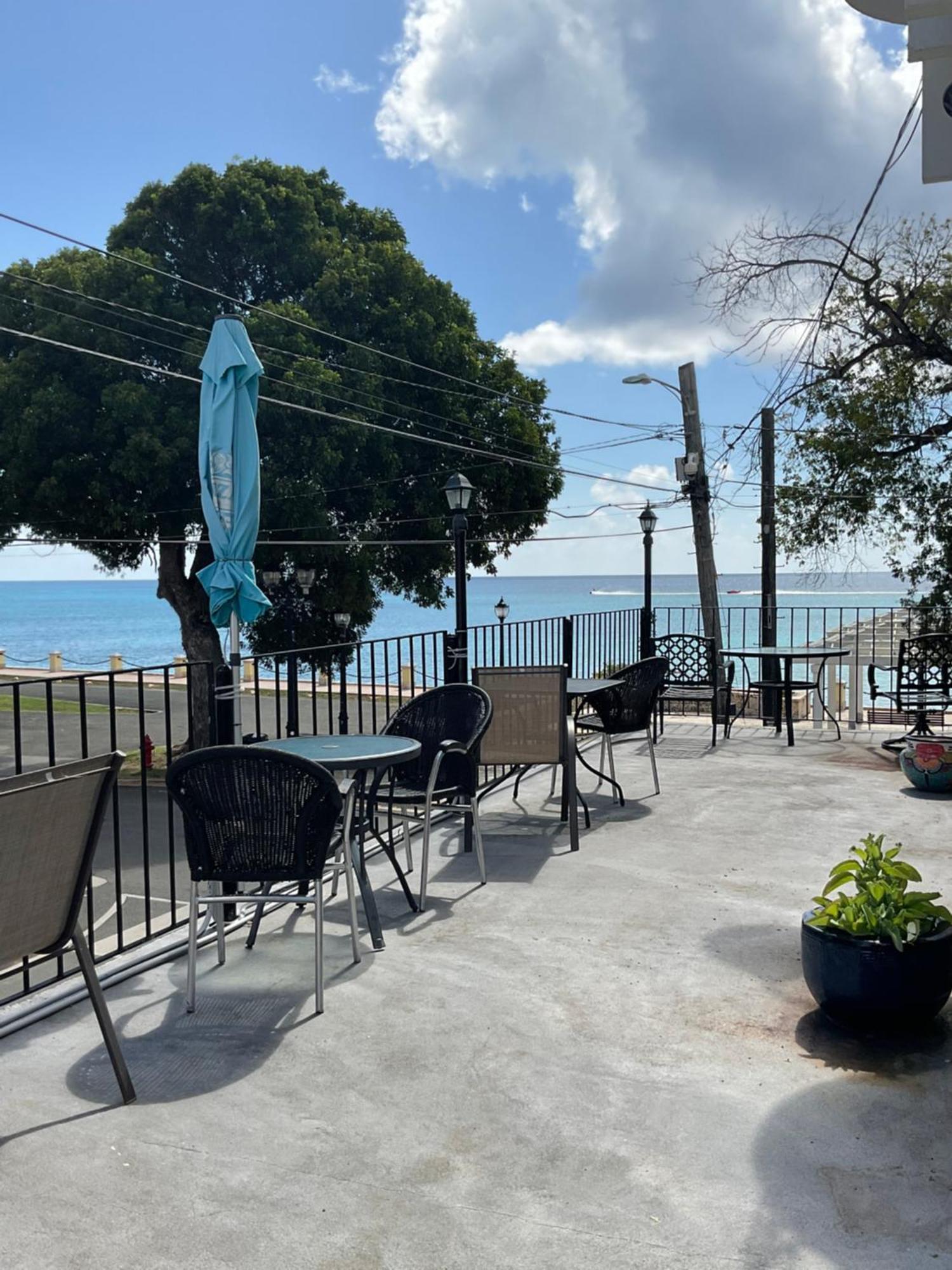 The Frederiksted Hotel Esterno foto