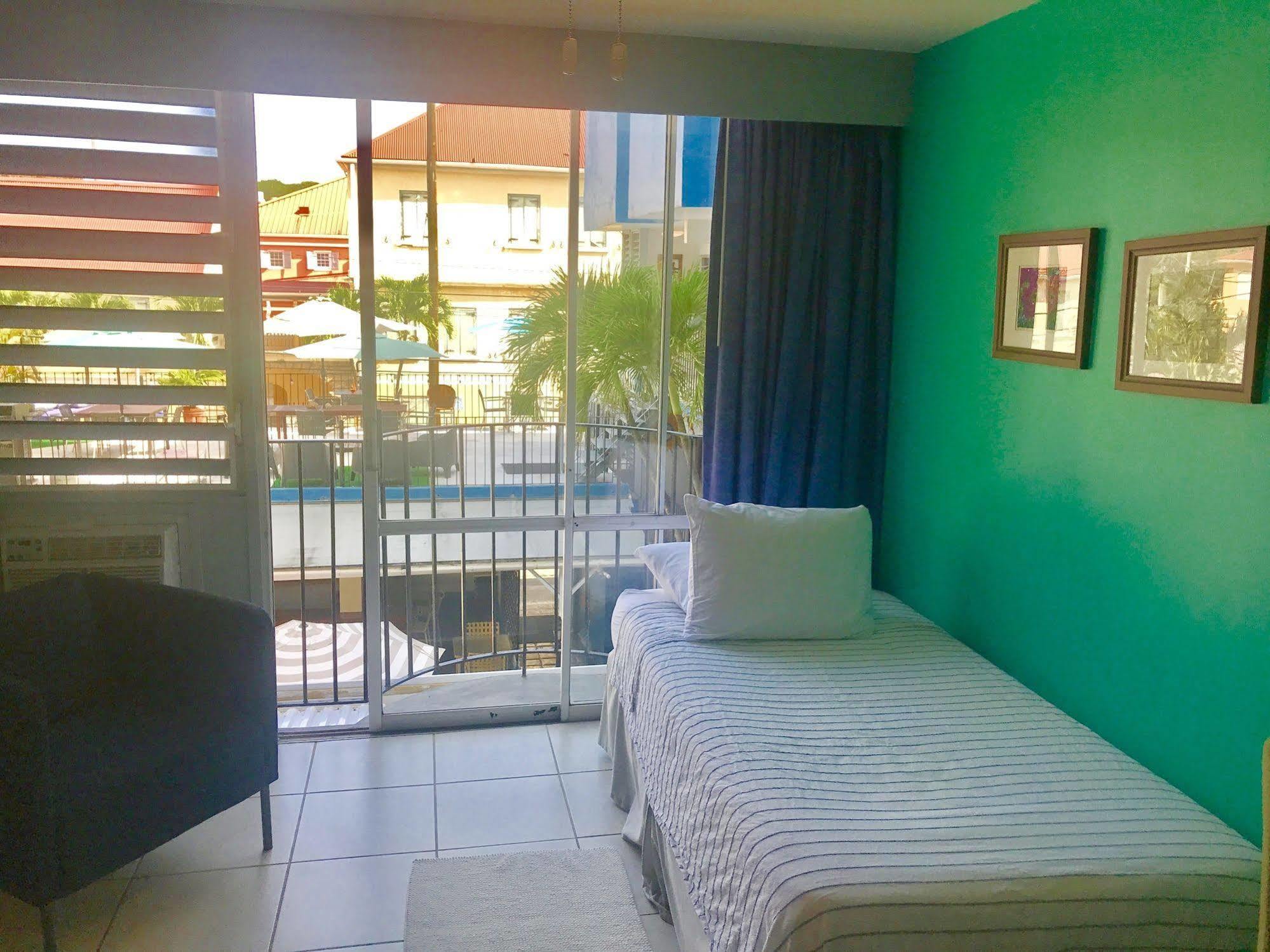 The Frederiksted Hotel Esterno foto